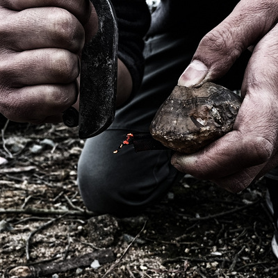 户外野营老式套装镰刀火石