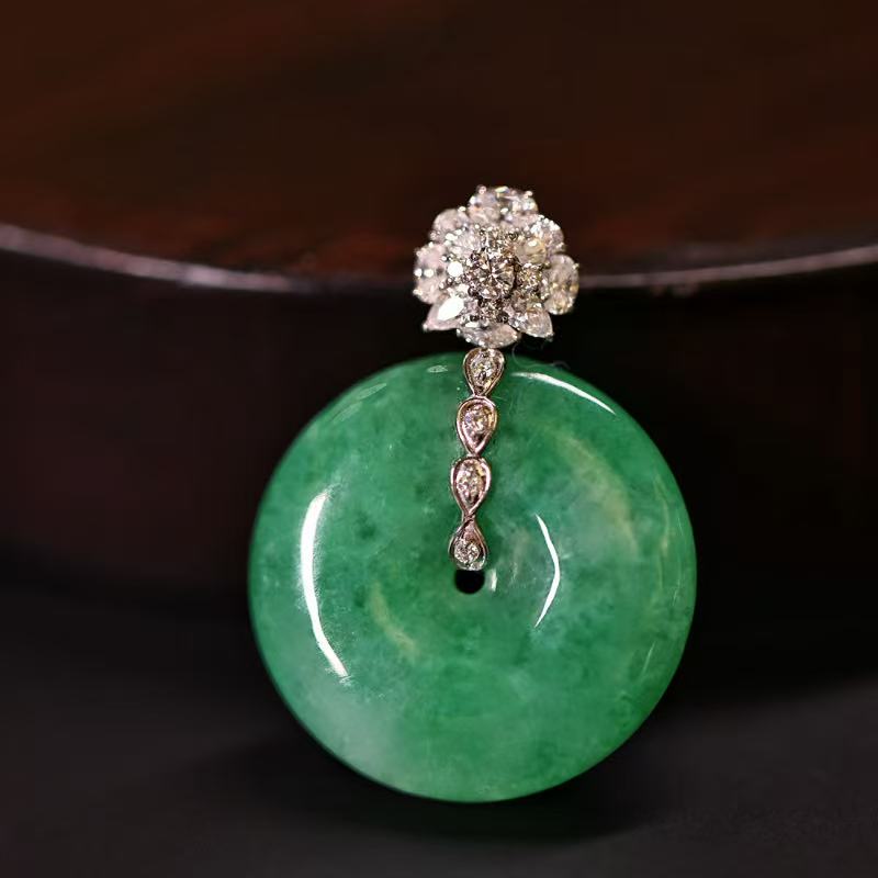 【颖有尽有】18K金豪镶缅甸天然A货翡翠平安扣吊坠 JJCY51108009