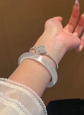 白月光手镯猫眼石玉髓气质女