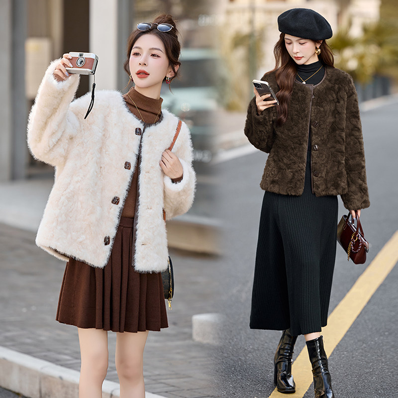 升级版加厚花狐圆领蛋白皮镶边皮毛一体外套,女装/女士精品,皮草,淘宝优惠券,粉丝福利购,淘宝优惠卷