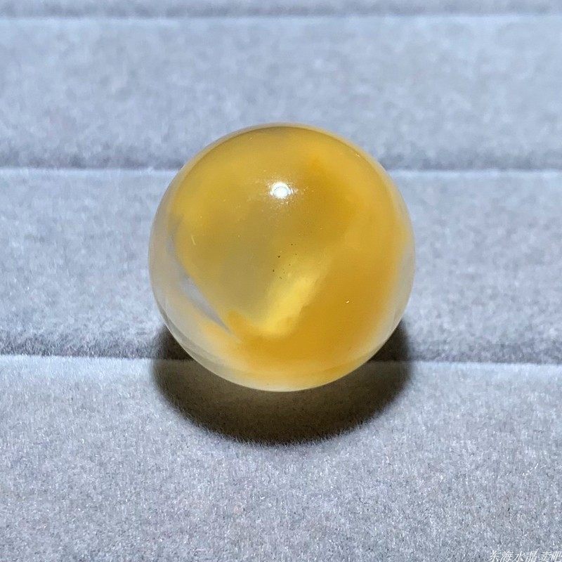 天然黄兔毛球水晶单球