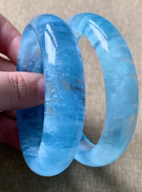 天然冰透润蓝色海蓝宝手镯饰品女