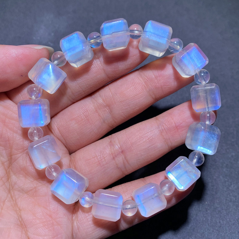 天然奶油体冰种蓝月光方糖手链女