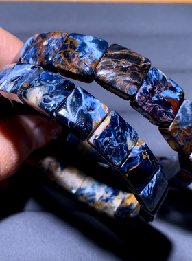 天然彼得石手排原矿暴风虎睛玉女