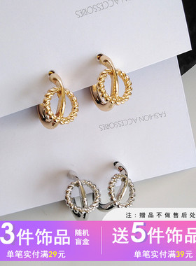 S925银针欧美风简约C字耳钉唯美日常穿搭个性耳饰潮街拍小众耳钉