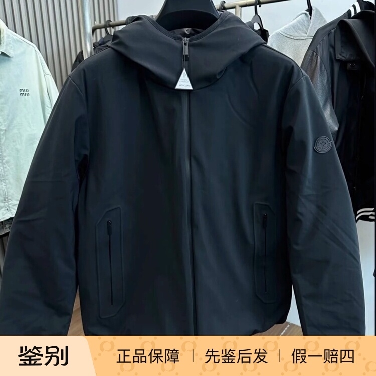 Moncler商务连帽羽绒服冲锋外套