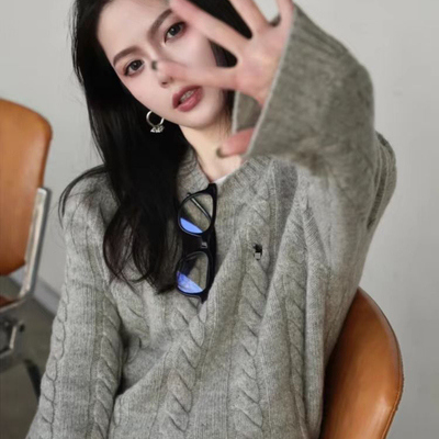 灰色小马刺绣麻花打底套头针织衫毛衣女2025新款宽松圆领慵懒上衣