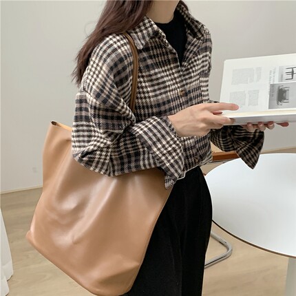 加厚磨毛格子衬衫女春秋季新款学生复古港味宽松长袖叠穿衬衣外套