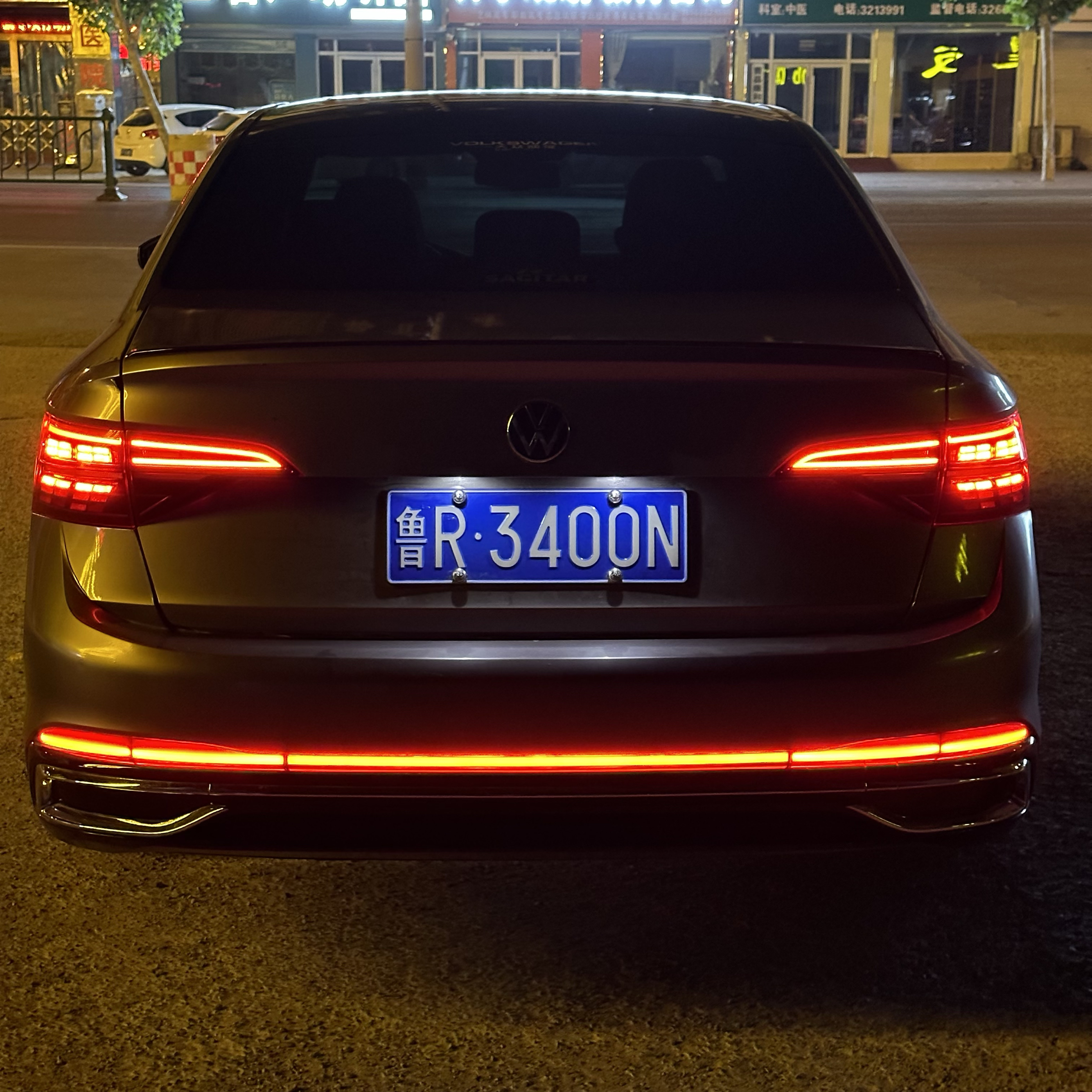 大众新速腾23/24年led一体后杠灯贯穿效果灯珠/龙鳞两款选择