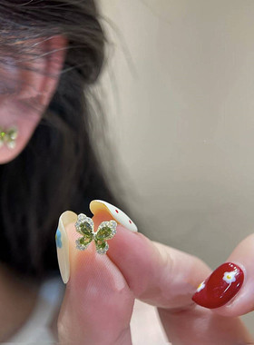 s925银针耳饰绿色蝴蝶锆石耳钉女轻奢小众设计感时尚百搭气质耳环