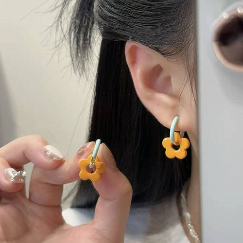 s925银针多巴胺撞色花朵耳环