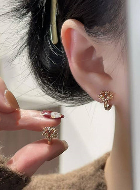 轻奢高级感红色满钻枫叶耳扣女秋冬复古气质百搭耳环小巧精致耳饰