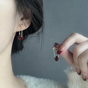 一款两戴安可拉红同心结耳环法式复古高级感银针耳钉轻奢气质耳饰