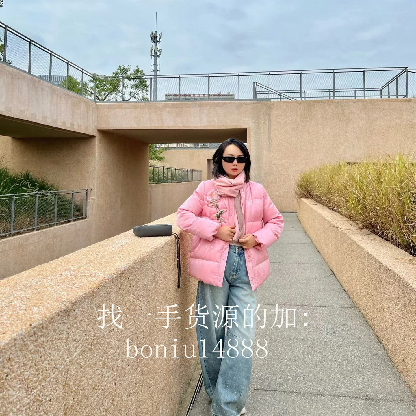 欧洲站2025冬季新款金水韩版短款粉色羽绒服女立领面包服保暖外套