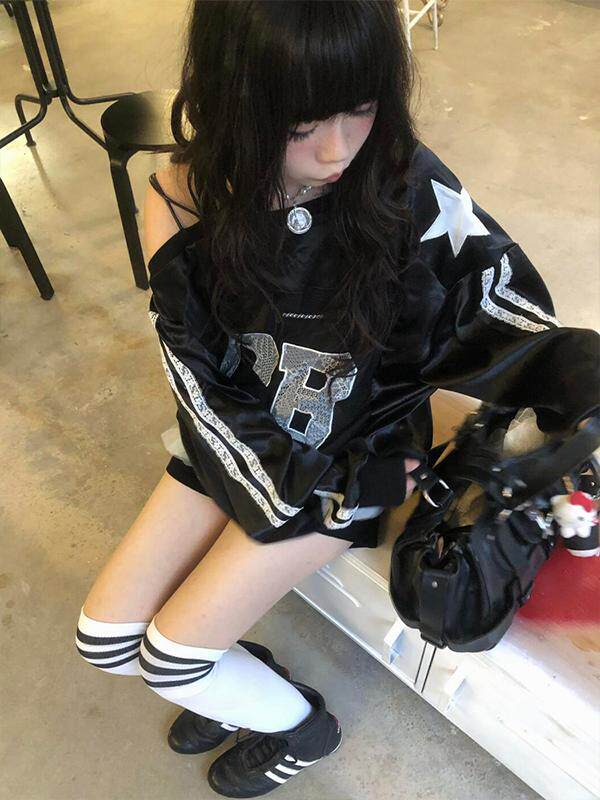 Taobao Find: Hip-Hop One-Shoulder Sweatshirt - Amazing Value! - Product image 5