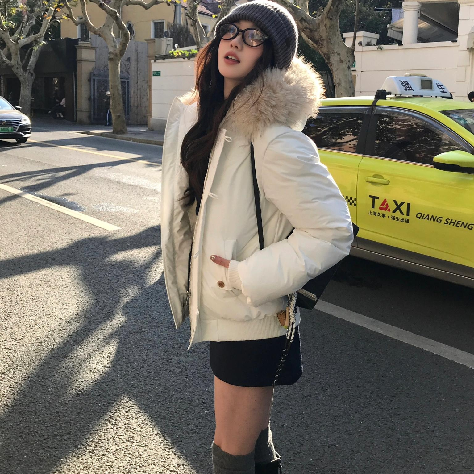 冬季白鸭绒羽绒服女短款小个子