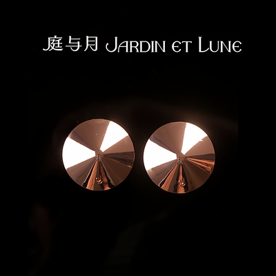 庭与月撩金属圆形自粘乳贴