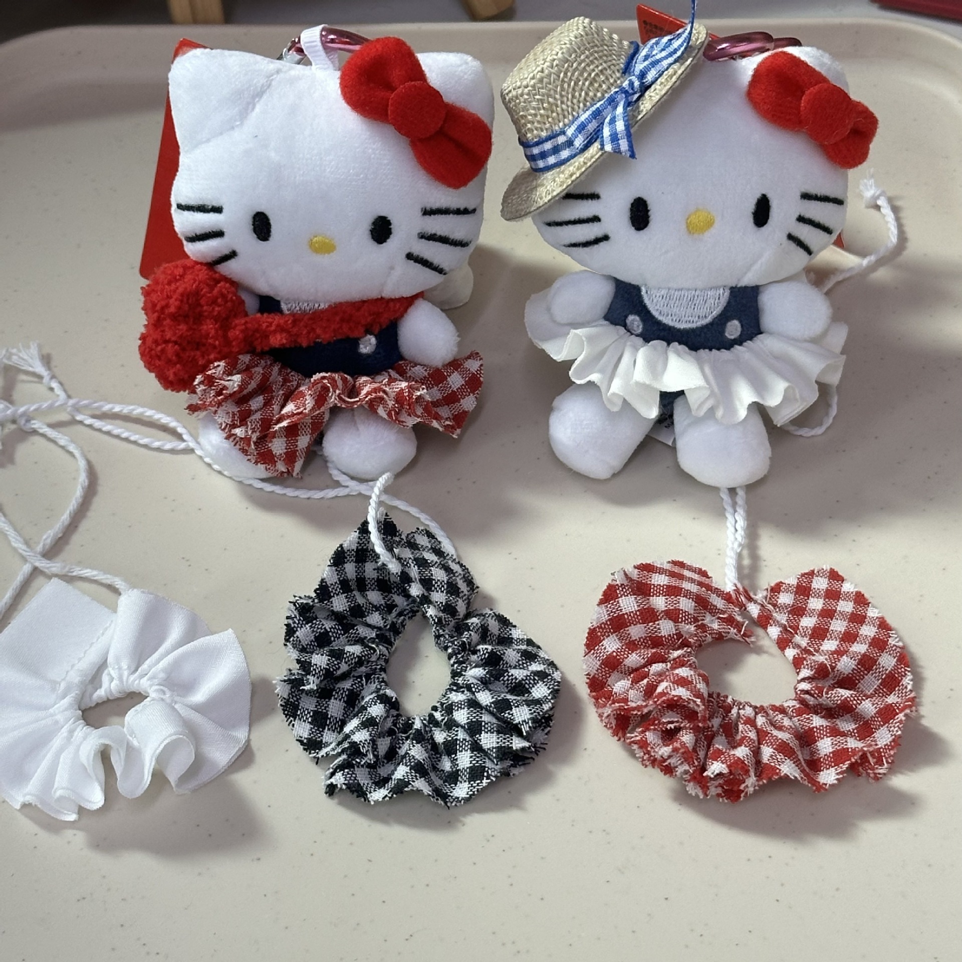 新款拉布布娃衣迷你复古假领子10cm棉花娃娃hellokitty玩偶衣服批