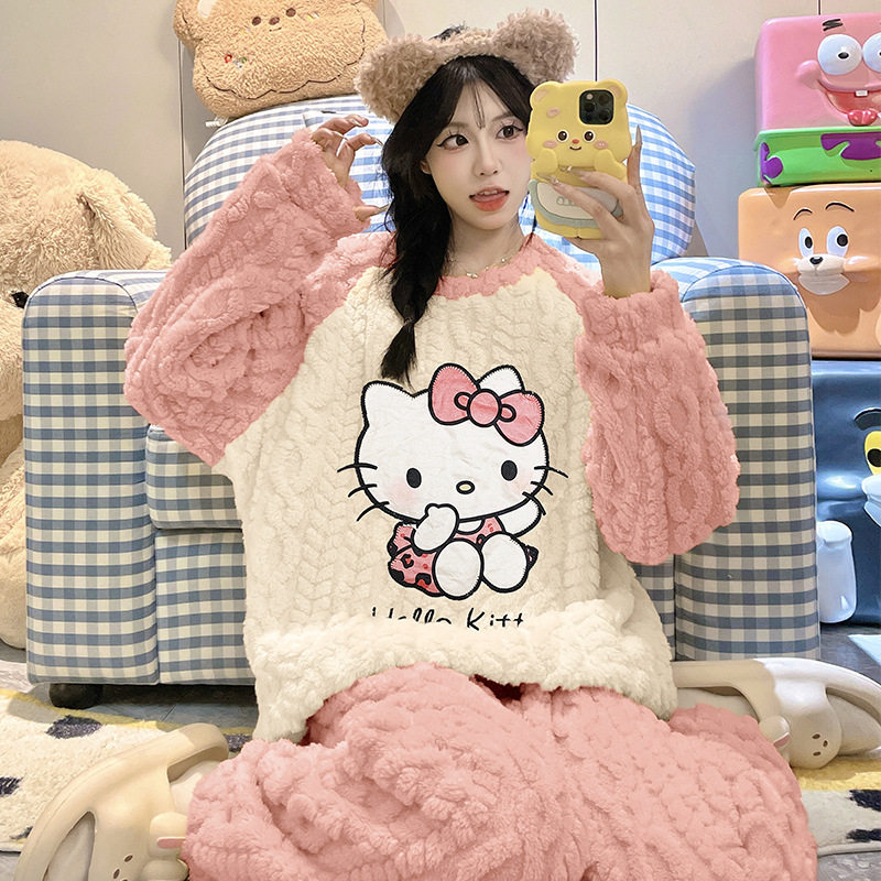 套头凯蒂猫可爱女士珊瑚绒加厚睡衣法兰绒秋冬女生可爱家居服
