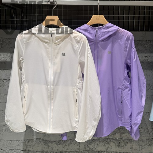 可隆KOLON SPORT女款户外透湿Pertex夏Ultralight夹克LKJK6MN136