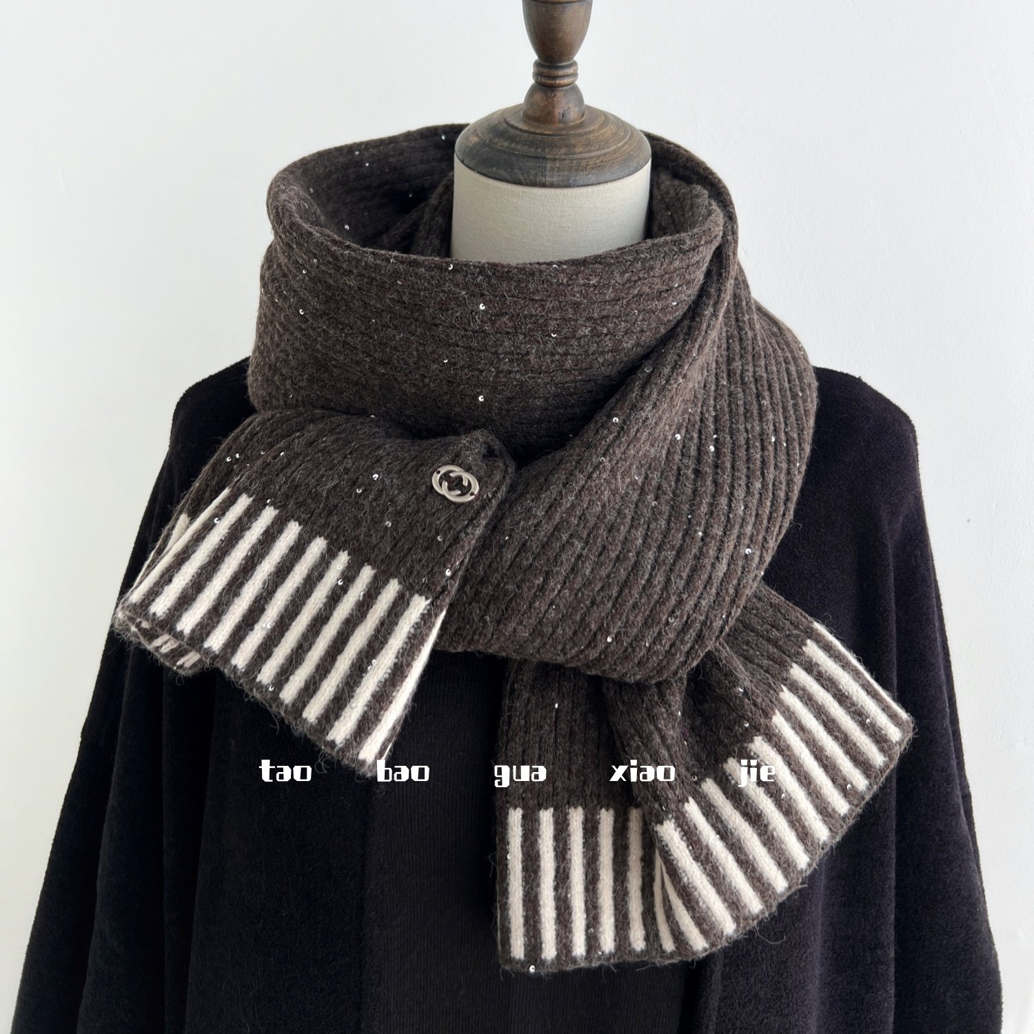 2025新款亮片设计感针织毛线围巾女冬季黑色经典拼色条纹保暖围脖