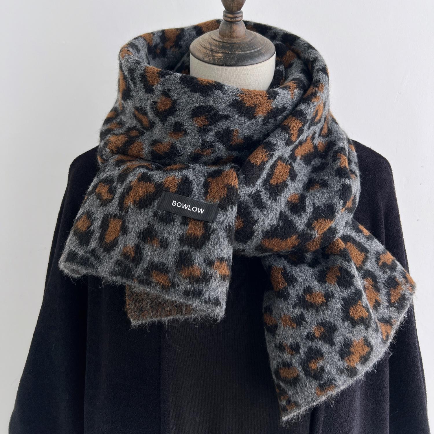 洋气豹纹毛线围巾2024冬季新款