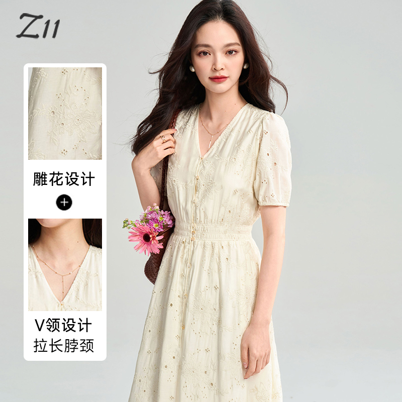Z11连衣裙女2025夏季新款V领法式复古镂空绣花气质泡泡袖长裙