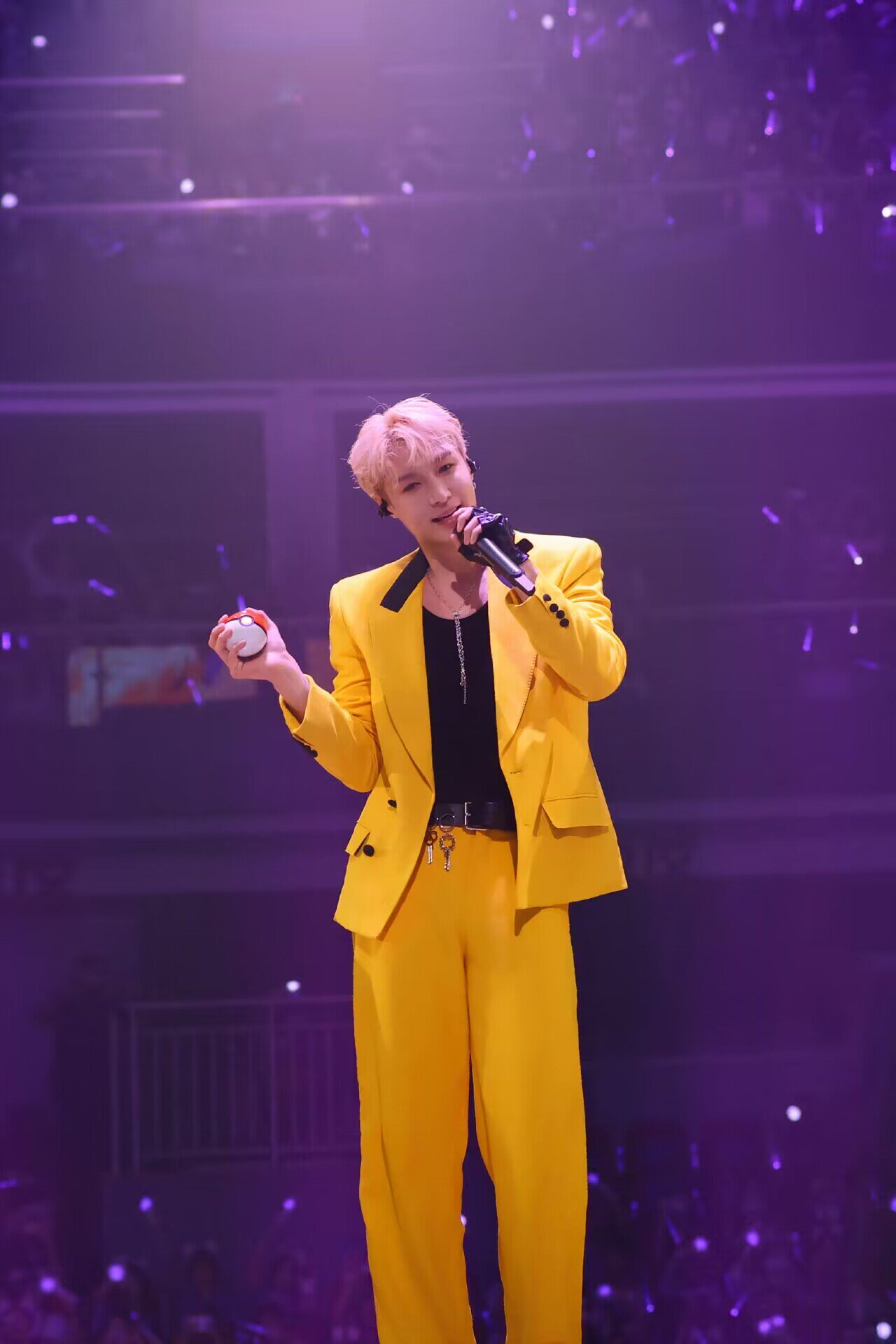 张艺兴同款黄色西服套装大航海演唱会街舞拉爵士舞团队演出服套装