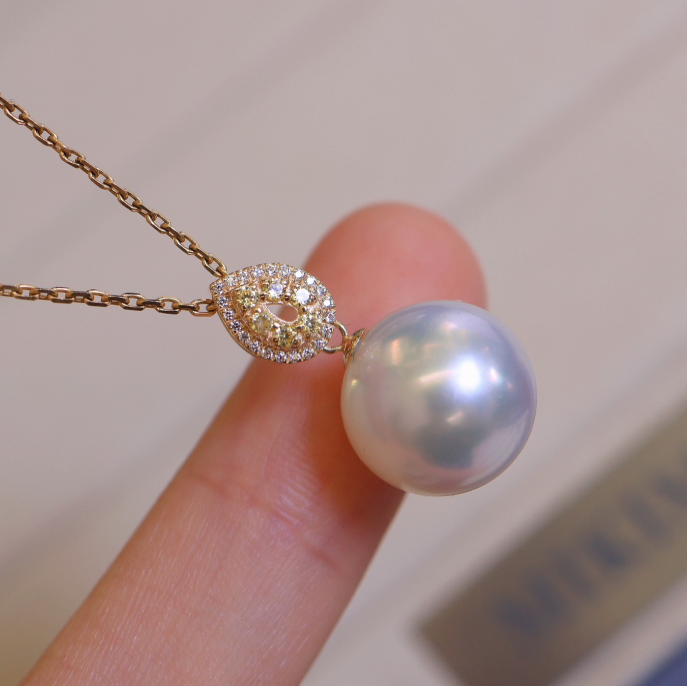 18K金镶嵌彩锆石吊坠配件空托