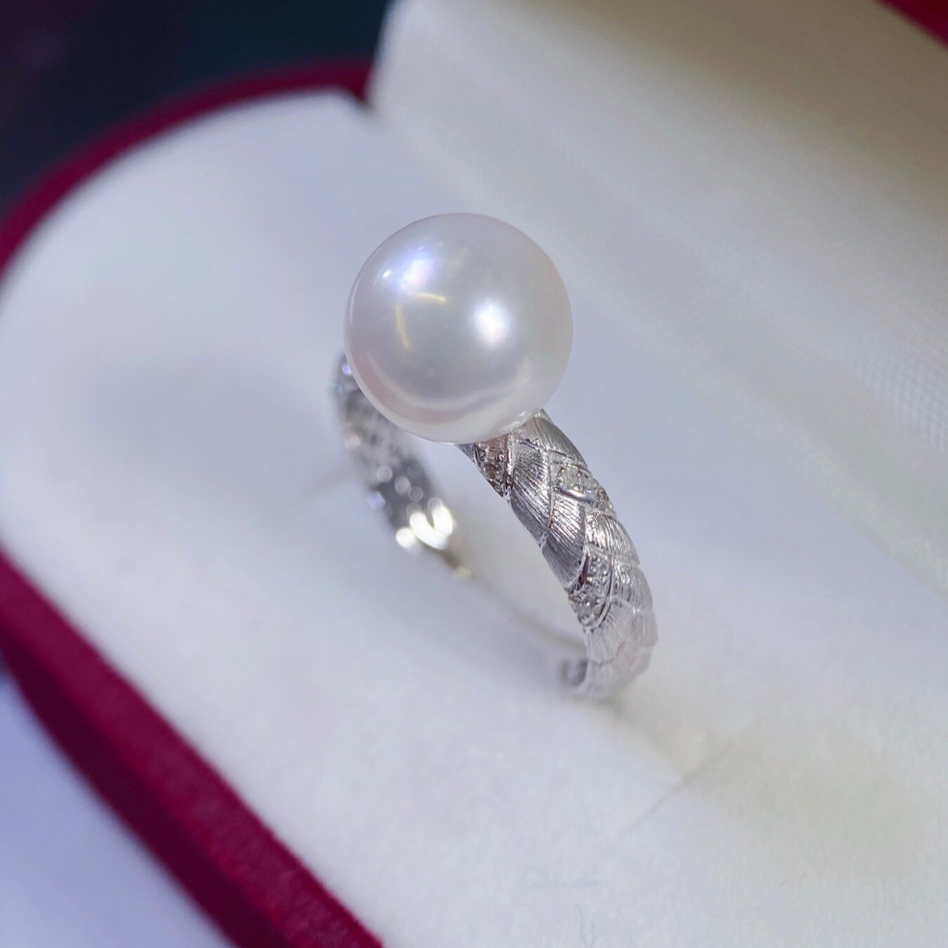 18K金镶钻石戒指配件空托9-10mm天然海水珍珠拉丝麻花底托可遮瑕