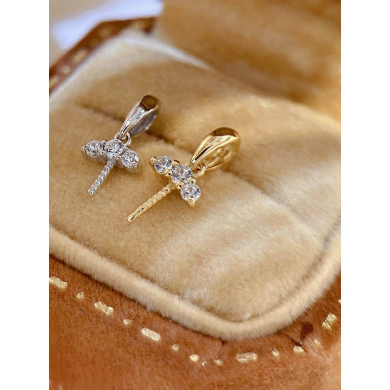 18K金锆石镶嵌睫毛款吊坠配件空托10-13MM海水珍珠DIY饰品AU750,珠宝/钻石/翡翠,颈饰,淘宝优惠券,粉丝福利购,淘宝优惠卷