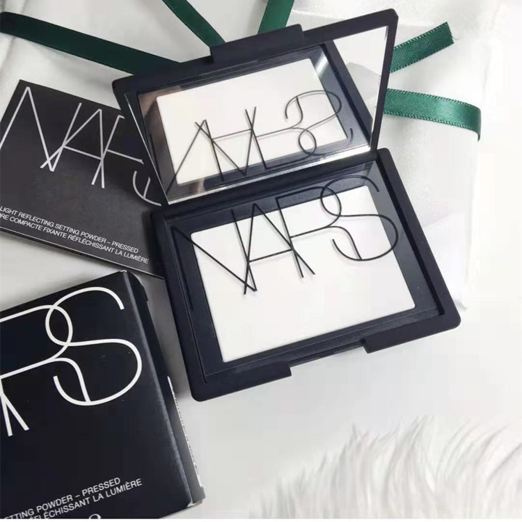 纳斯nars裸光透明定妆10g蜜粉饼