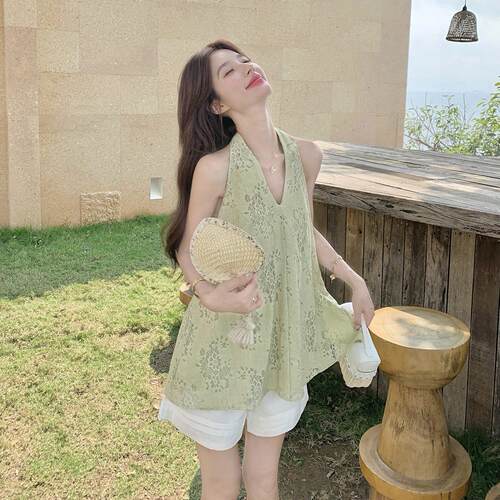法龄式小清新套装D115-C91女款夏日级感件提花挂脖新上衣短裤两套