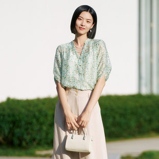歌蒂诗【100%桑蚕丝】夏专柜时尚气质V领浅绿色短袖小衫8E25S1126