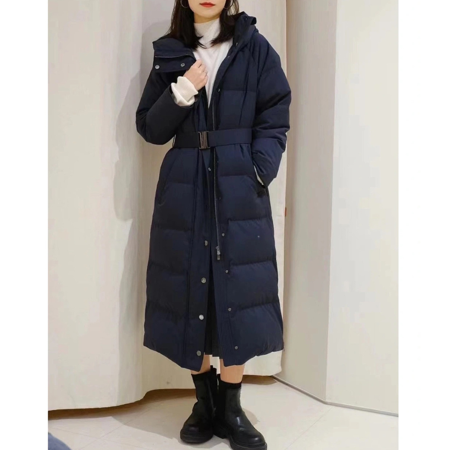 现货 冬季新款平纹直身连帽收腰显瘦长款羽绒服外套女H1657