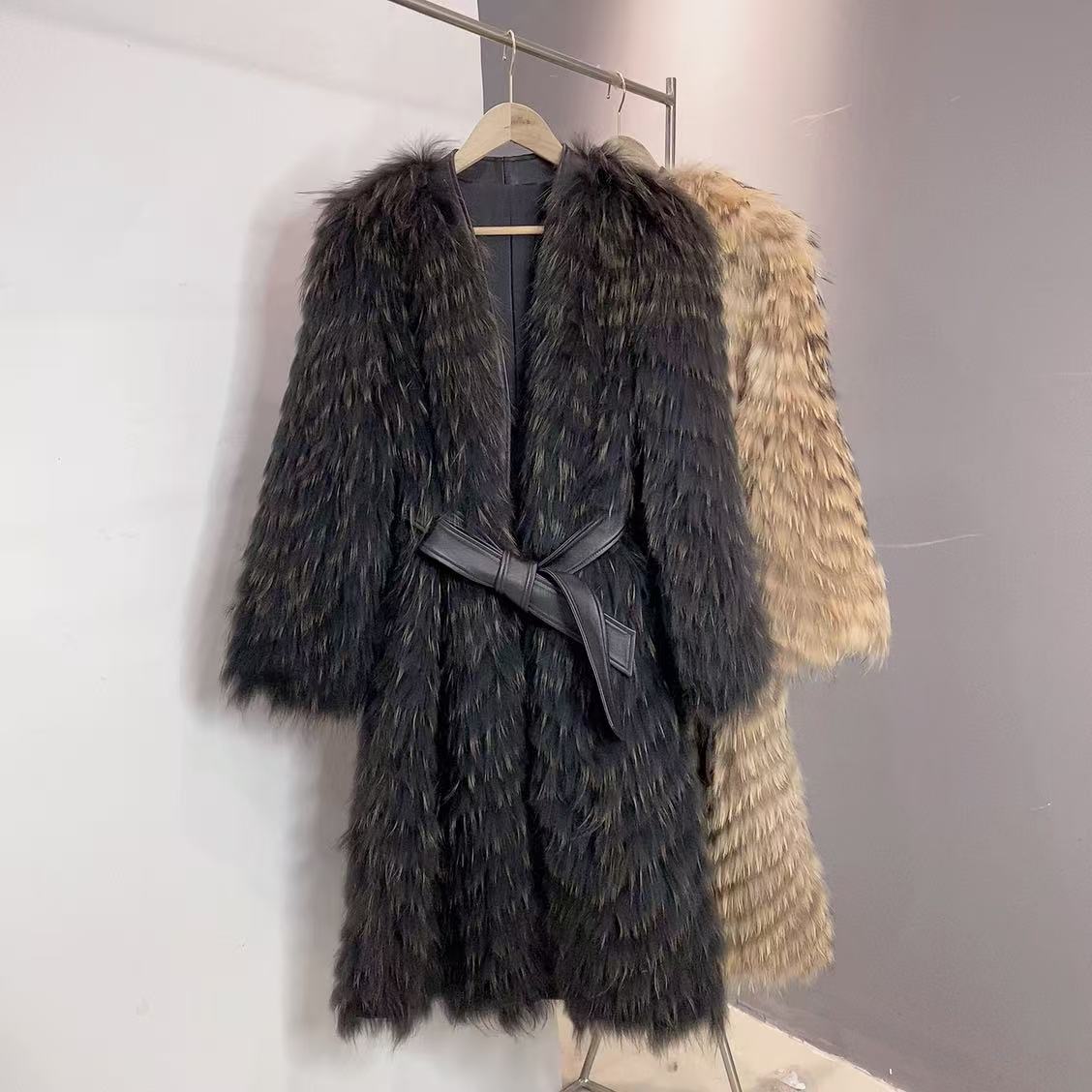 &纳兰熏进口美洲貉V领貉子漂霜中长款皮草外套女AMF020长106