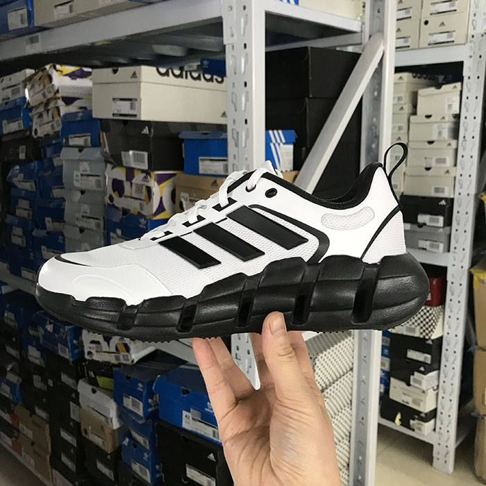 Adidas男女运动跑步鞋