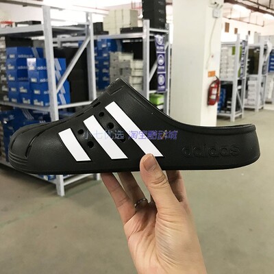 Adidas沙滩洞洞鞋凉拖鞋