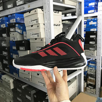 Adidas OWNTHEGAME3.0男子中帮团队款实战篮球鞋JR6671 6673 6674