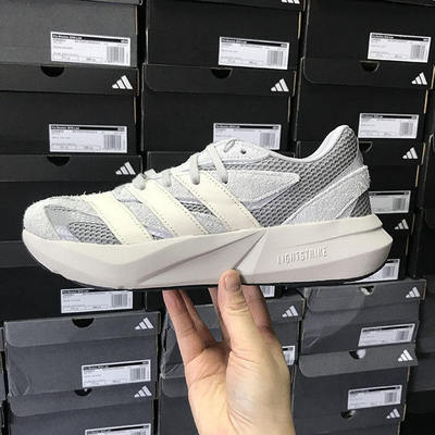 Adidas LIGHTBLAZE 男女潮流质感缓震回弹运动跑步鞋 JQ9973 9975