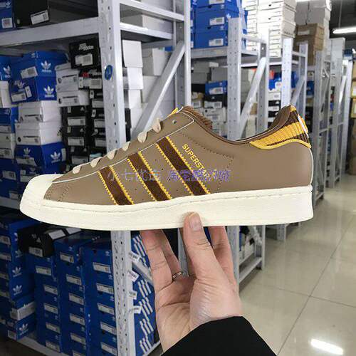 小七adidas三叶草SUPERSTAR板鞋