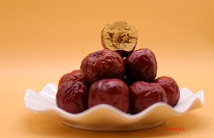 新货新疆农家未加工正宗哈密五堡大枣药枣煲汤煮粥月子枣500g包邮