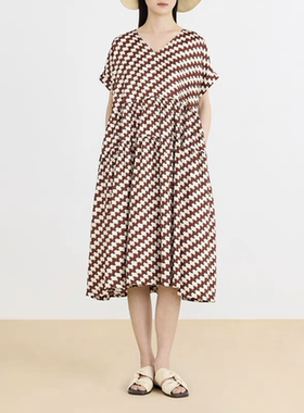 AUM奥姆2024夏季新款时尚撞色印花宽松中长款娃娃连衣裙MCEG20686