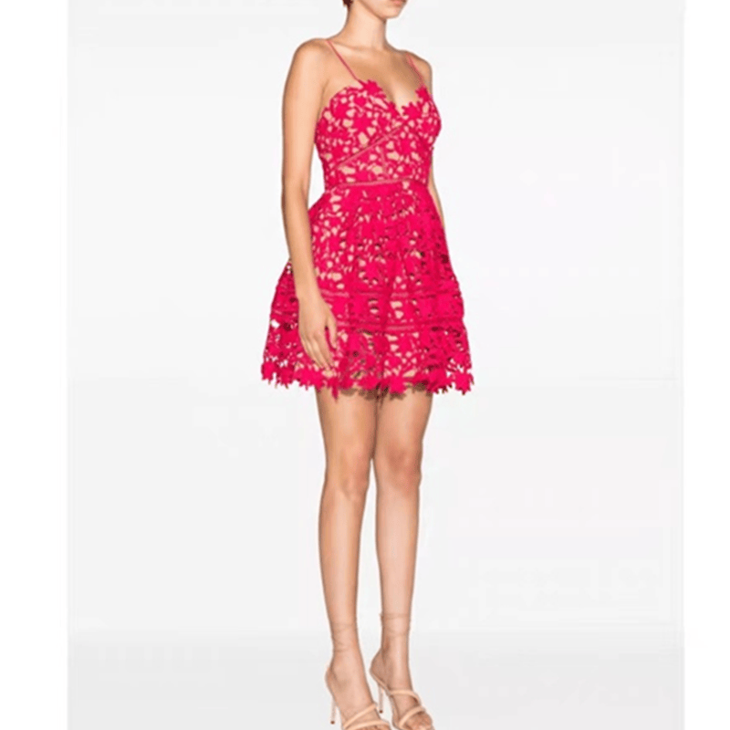水溶蕾丝吊带连衣裙女性感美背心超短裙夏季晚礼裙度假聚会裙红色