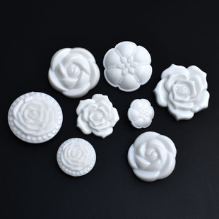 纽扣扣子玫瑰花树脂纯白色外套大衣风衣毛衣时尚外套装饰手缝暗眼