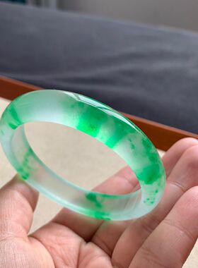 高冰独龙翠石英岩玉飘花手镯仿独龙玉冰种飘绿玉石镯子