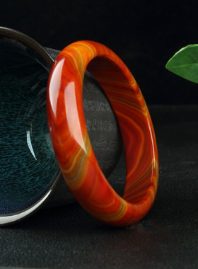 战国红玛瑙手镯 缠丝玛瑙中宽加厚民族特色手镯 红色玉手镯送长辈