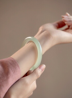 青白玉手镯女款年轻款天青冻天然冰种岫玉镯子生日礼物送女友圆条