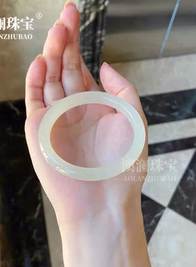 新款 外蒙料和田玉青白玉情侣手镯 女款圆条简约复古手环玉石镯子