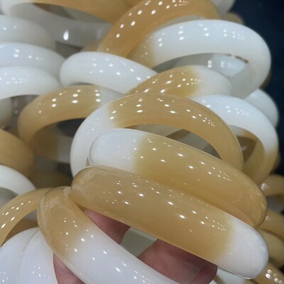 新疆和田糖加白手镯高仿昆仑玉石手镯外蒙料镯子展会地摊货源